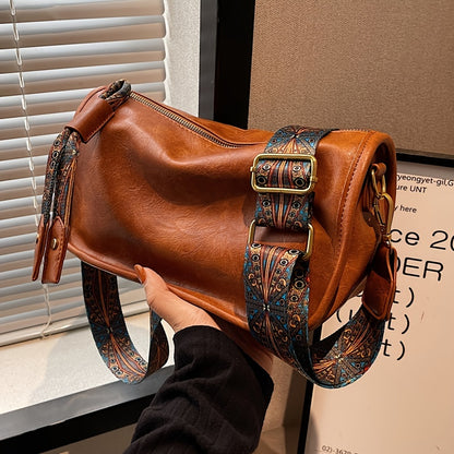 Модна чанта за рамо с голяма вместимост и широка презрамка